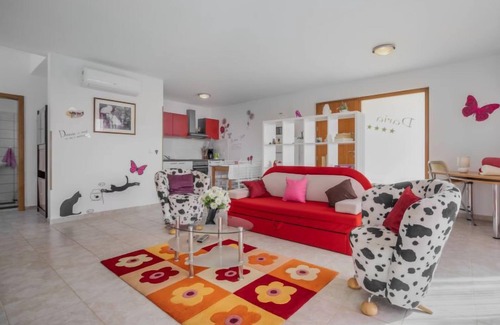 Kapelica Apartment | Apartment Daria by Interhome
