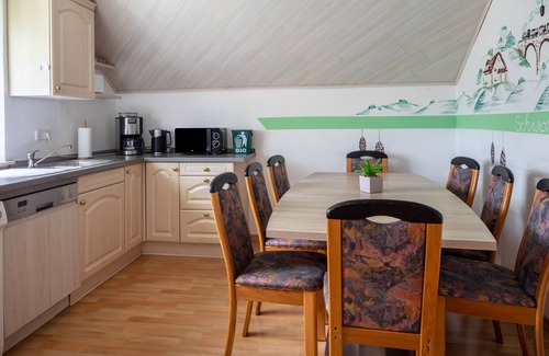 Altglashutten Apartment | Apartment 'Ferienwohnung, 120qm' with Mountain View, Private Terrace and Wi-Fi