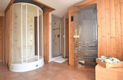 Schwalenberg House | Apartment in Schwalenberg with sauna