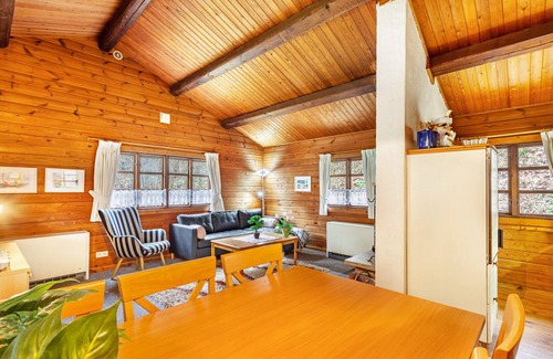 Bomighausen Apartment | Apartment 'Menzel' with Private Terrace and Private Garden