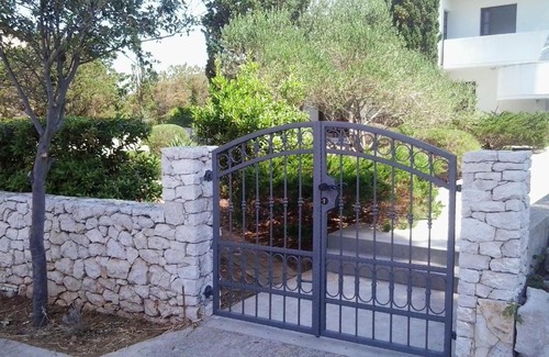 Ist Apartment | Apartment Delfina