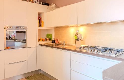 Lierna Apartment | Apartment di Lalla by Interhome