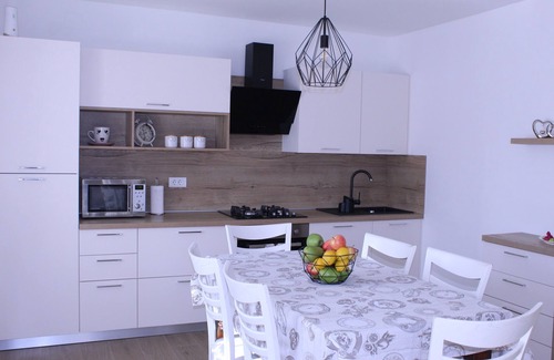 Krsan Apartment | Apartment Dino (76601-A1) - Lanišće Kršan