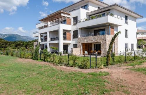 Porto-Vecchio Apartment | Apartment Domaine d'Arca-2 by Interhome