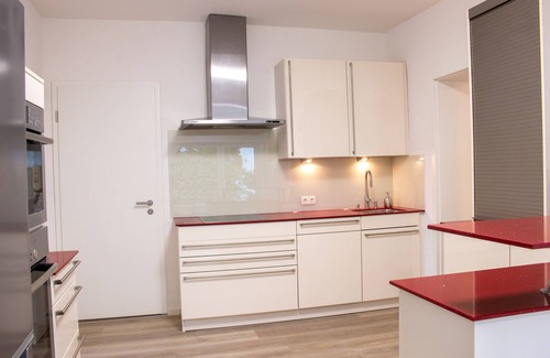 Breite Apartment | Apartment Domblick-Herkenrath EG with garden