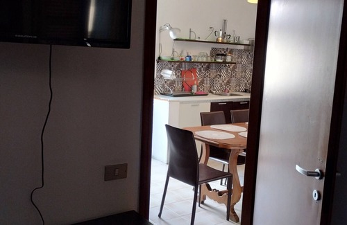Villaggio degli Sposi Apartment | Apartment 'Dori 2' with Wi-Fi and Air Conditioning