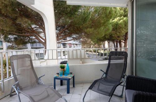 Le Couchant Apartment | Apartment du Parc II-8 by Interhome