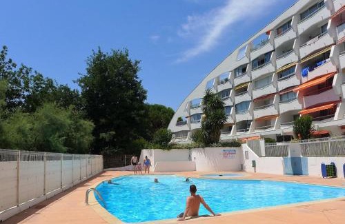 Le Couchant Apartment | Apartment du Parc II-2 by Interhome