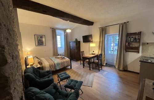 Blankenheim Apartment | Apartment Eifelsteig im Posthalterhof, anno 1683, mit Sauna