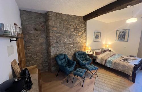 Blankenheim Apartment | Apartment Eifelsteig im Posthalterhof, anno 1683, mit Sauna