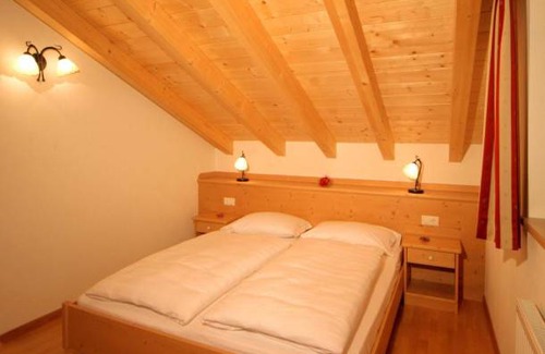 Badia Apartment | Apartment Emoziun for 7 people - San Cassiano