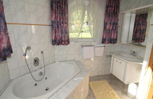 Oetz Apartment | Apartment Erhart