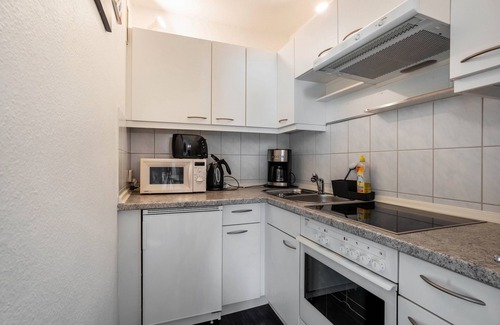 Laboe Apartment | Apartment 'Erlebnisurlaub Laboe 2' with Balcony and Wi-Fi