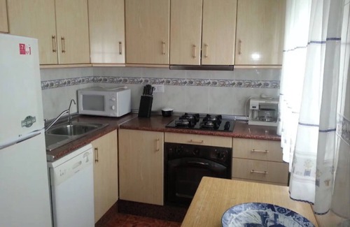 El Moncayo Apartment | Apartment 'Residencia Lucia' with Sea View, Wi-Fi and Air Conditioning
