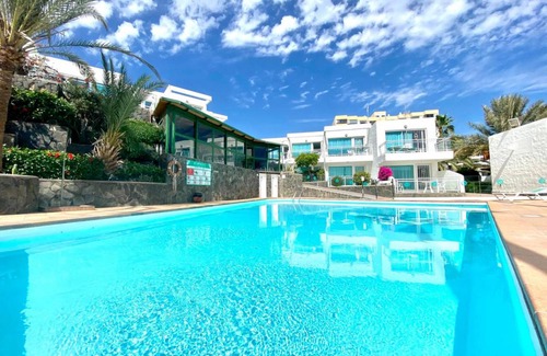 Playa del Aguila Apartment | Apartment with Wifi, direct access in Playa del Aguila