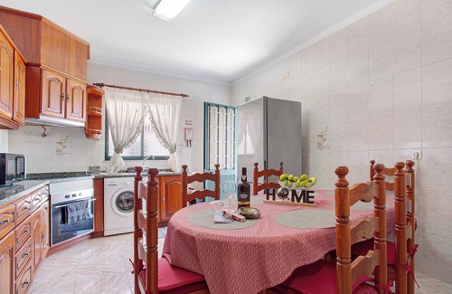 Estrela da Calheta Apartment | Apartment 'Estrela House' with Sea View, Private Terrace and Wi-Fi