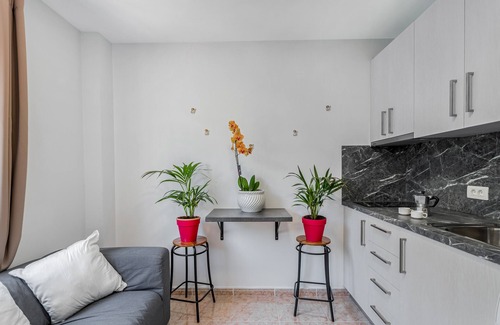 Tazacorte Apartment | Apartment 'Estudio Rebe' with Wi-Fi