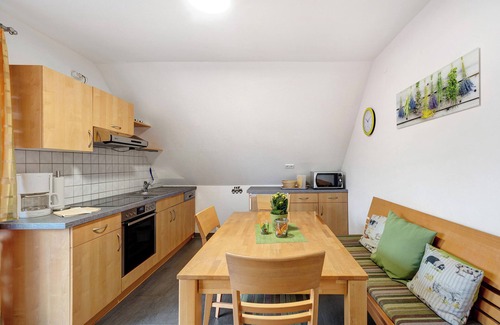 Elzach Apartment | Apartment 'Ferienwohnung Sonnenblume' with Mountain View, Private Terrace and Wi-Fi