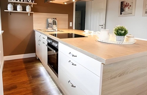 Emmelsbuell-Horsbuell Apartment | Apartment 'Fewo Luzie' with Private Terrace, Shared Garden and Wi-Fi