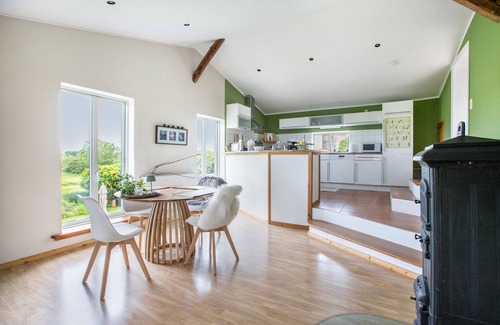Nubelfeld Apartment | Apartment 'Ferienwohnung Alter Heuboden' with Private Garden and Wi-Fi