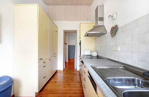 Langballig Apartment | Apartment 'Ferienhaus 'kiek Op De Beek' with Shared Garden, Balcony and Wi-Fi