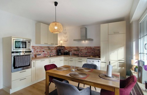Norden Apartment | Apartment 'Ferienhaus Sonnenschein - Wohnung 2' with Private Terrace, Private Garden and Wi-Fi