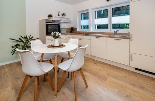 Oberkirch Apartment | Apartment 'Ferienwohnung Familie Busam' with Private Terrace and Wi-Fi
