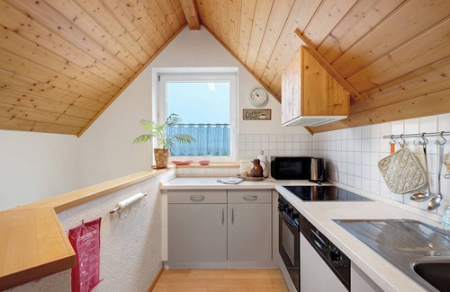 Elzach Apartment | Apartment 'Ferienwohnung Rose Mit Balkon' with Shared Garden, Balcony and Wi-Fi