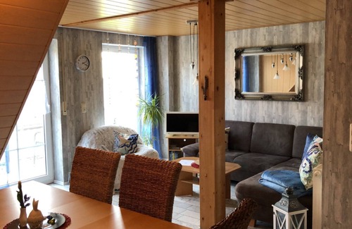 Gunzenhausen Apartment | Apartment 'Fewo 2 - Seehaus Hoyer' with Balcony and Wi-Fi