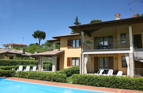 Moniga del Garda Apartment | Apartment First Floor