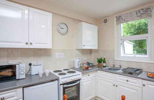 Roundham House | Apartment Five - Uk39841