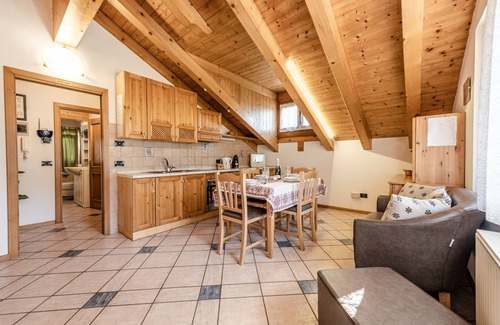 Commezzadura Apartment | Apartment/flat - Almazzago di Commezzadura