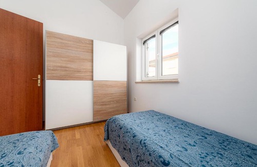 Basanija Apartment | Apartment Flavia 1 near the beach, with seaview in Umag - Zambratija
