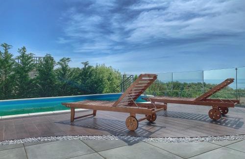 Cikovici Apartment | Apartment Flora with swimming pool