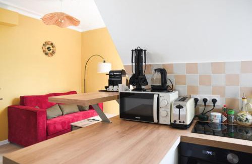 Epinettes Apartment | Apartment for 4 - near Square des Batignolles