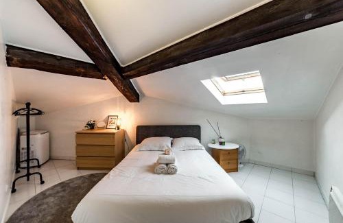 Saint Michel - Mairie Apartment | Apartment for 4 people with view of Fourvière AIL