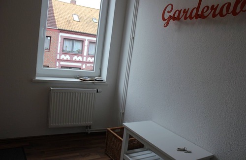 Schutzenplatz Apartment | Apartment for four adults, possibly plus children
