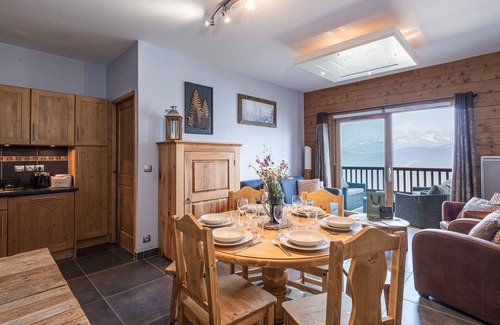 Bisanne 1500 Apartment | Apartment for 6 with balcony and parking, Bisanne 1500