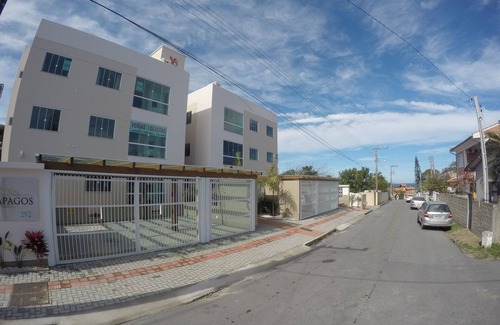 Vila Nova Apartment | Apartment for rent near the beach of Vila. With Air and WiFi.