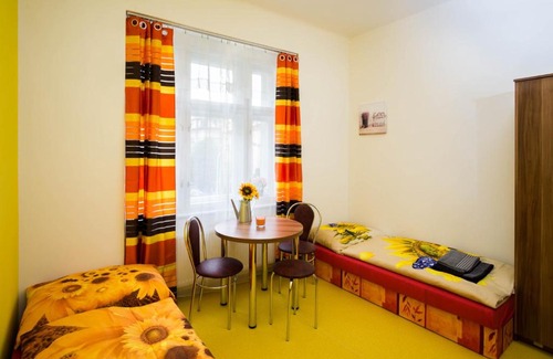 Vysehrad Apartment | Apartment Four Year Seasons - WALKABLE TO CENTRE, METRO AND RIVERSIDE