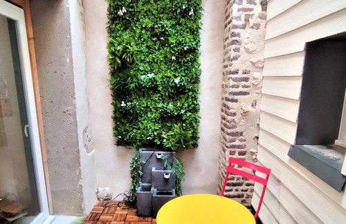 Amfreville-la-Mi-Voie Apartment | Apartment Amfreville-la-Mi-Voie, 2 bedrooms, 6 persons