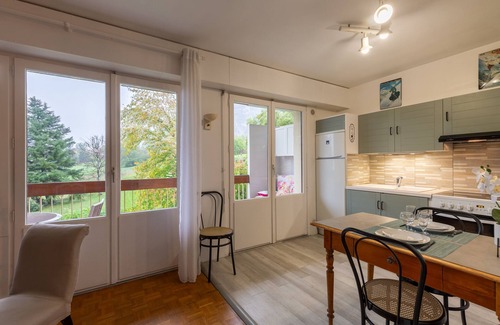 Collonges-sous-Saleve Apartment | Apartment 'Le Grand Salève' with Balcony and Wi-Fi