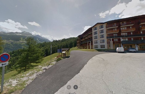 Bellentre Apartment | Apartment at the foot of the slopes in a typical village of our mountains