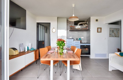 Noirmoutier-en-l'Ile Apartment | Apartment for 4 on estate with pool