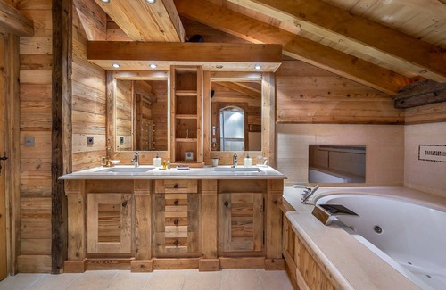 Courchevel Villa | Apartment Gelée - Five Bedroom Villa, Sleeps 10