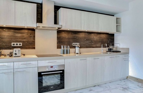 Courchevel Villa | Apartment Frais - Five Bedroom Villa, Sleeps 11