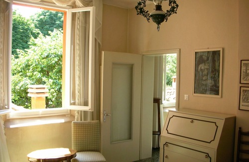 Historic Center Apartment | APARTMENT FULL TOWN CENTRE WITH VERY GREEN AND QUIET