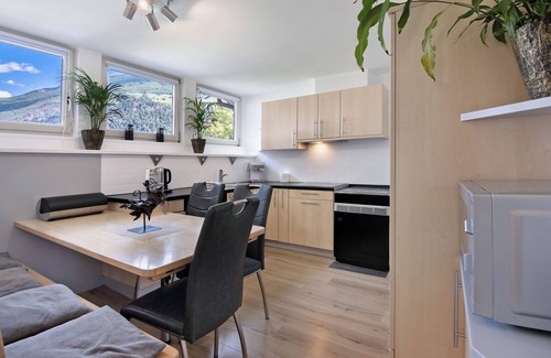 Laas Apartment | Apartment 'Garboshof' with Mountain View, Private Garden and Wi-Fi