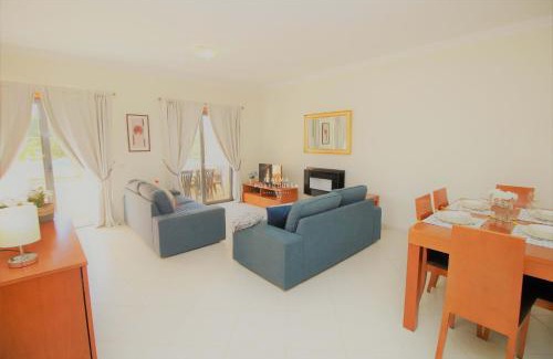 Pata de Baixo Apartment | Apartment Garcas Lounge - By Dalma Portuguesa