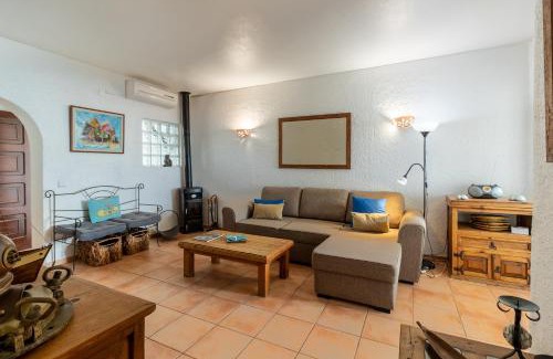 Vale de Centianes Apartment | Apartment Gil